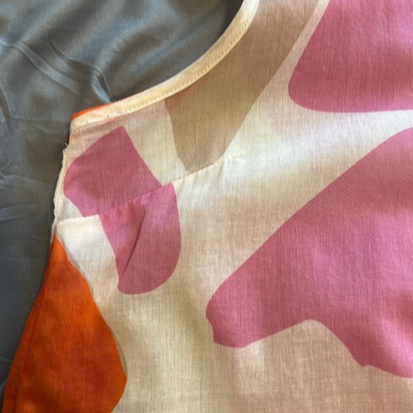 CHARLIE B sleeveless voile printed top in punch size XS - Picture 9 of 9